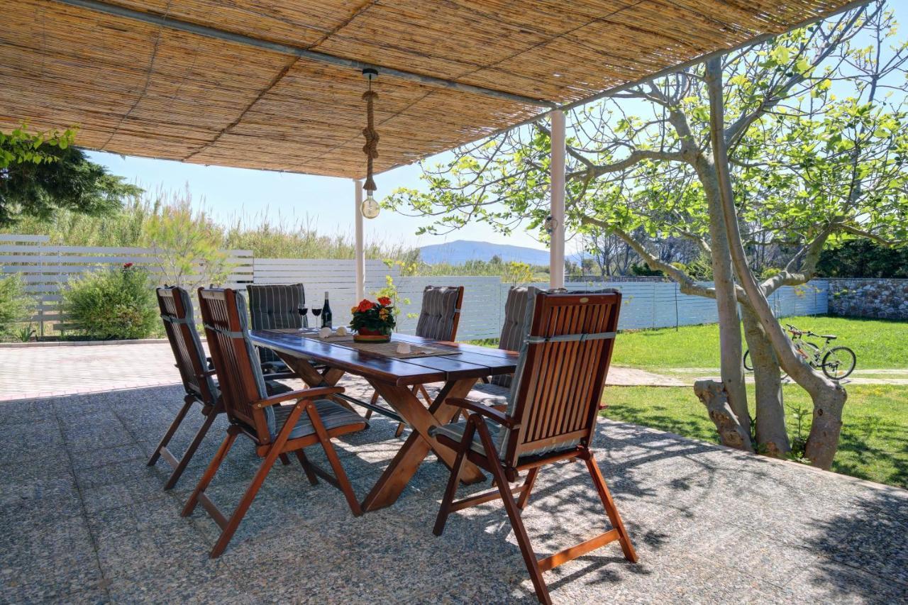 فيلا Rontos House, Seaside اجيوس ايوانيس المظهر الخارجي الصورة